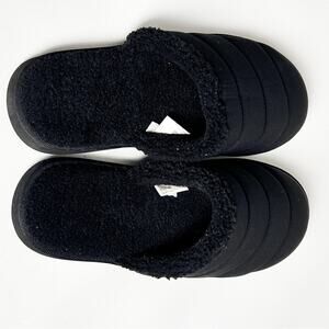 Target Women’s Black Slip On Cozy Style Indoors Slippers Sz XL